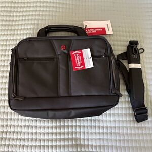 Wenger BC Pro 14" - 16" Laptop Briefcase with Tablet Pocket NWT A Swiss Company